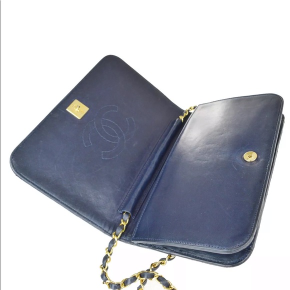 HOST PICK CHANEL AUTHENTIC MATALASSE FLAP VINTAGE - Picture 7 of 10